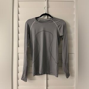 Lululemon Grey and White Striped Swiftly Tech Long Sleeve